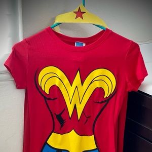 Wonder Woman T-Shirt with Cape and Headband